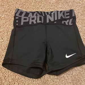 Tight nike sport shorts